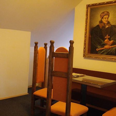 Penzion Korzo Hotel Spisska Stara Ves Bagian luar foto